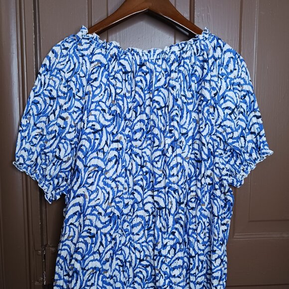 Croft & Barrow Women's Blue & White Short Sleeve Blouse/ Top size 1X - Picture 8 of 9